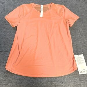 Lululemon Sculpt short sleeve size 8 coral color